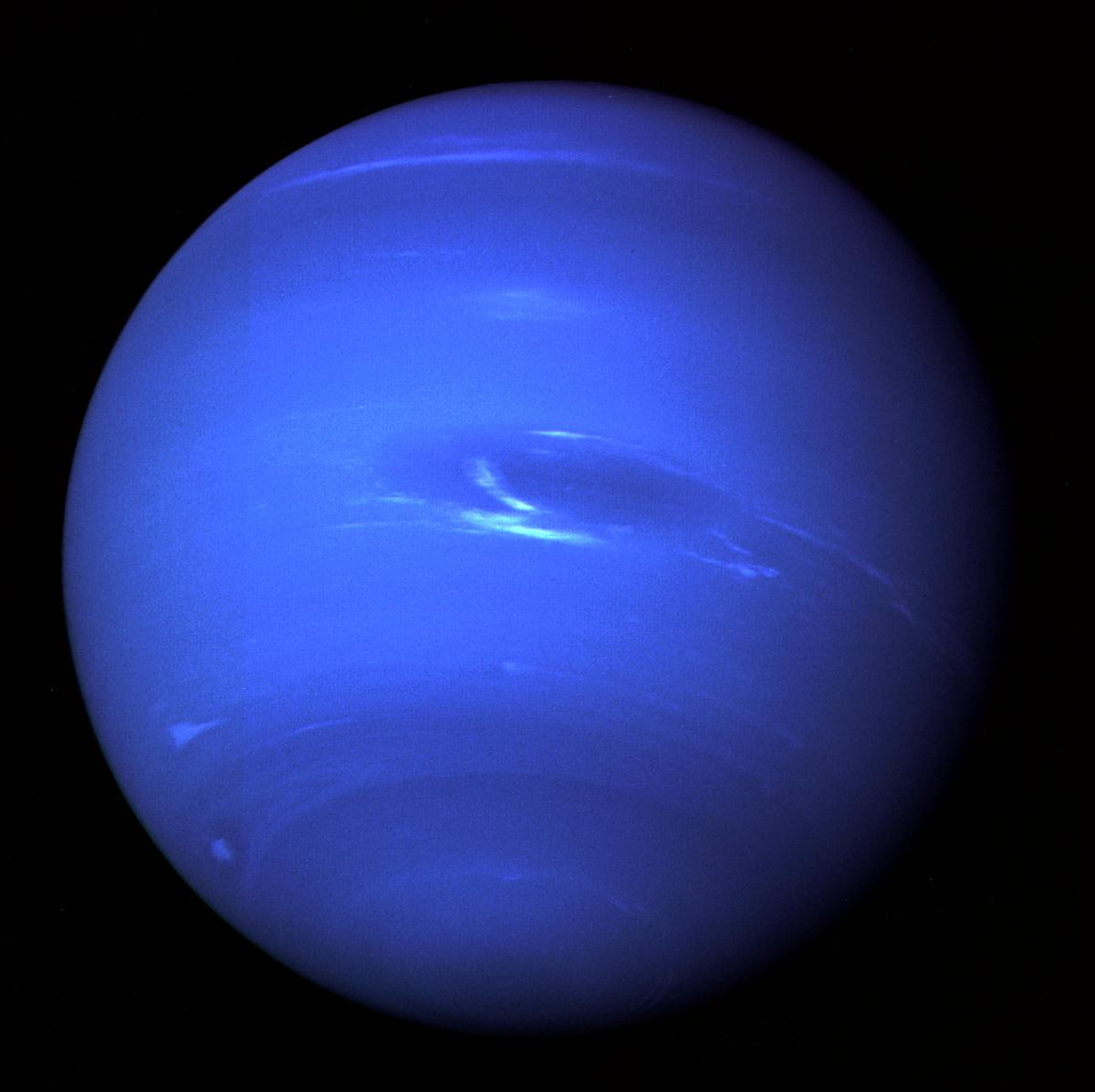 http://dracul.kill.pl/~bielu/astronomia/uran-neptun/00341.jpg
